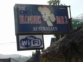 BLONDIES BAR2 Image